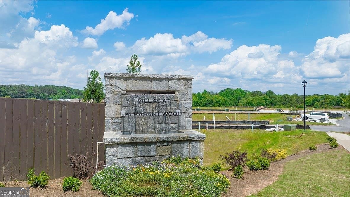 2673 Plaxton Pl Unit 69  