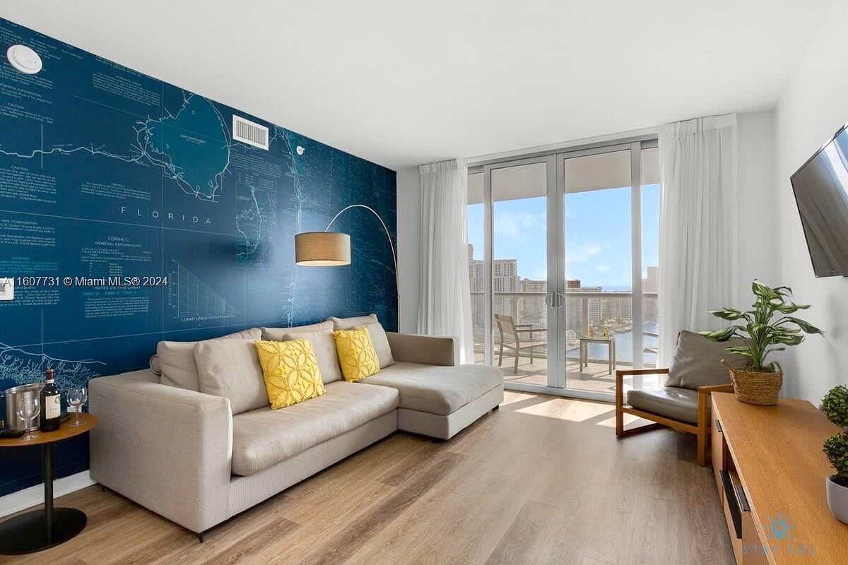 2602 E HALLANDALE BEACH BLVD Unit R2409  