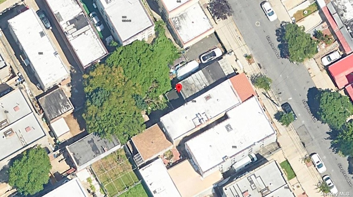 764 Shepherd Ave  