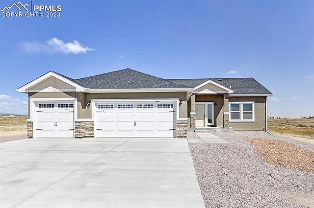 1093 E Buffalo Bill Ln  