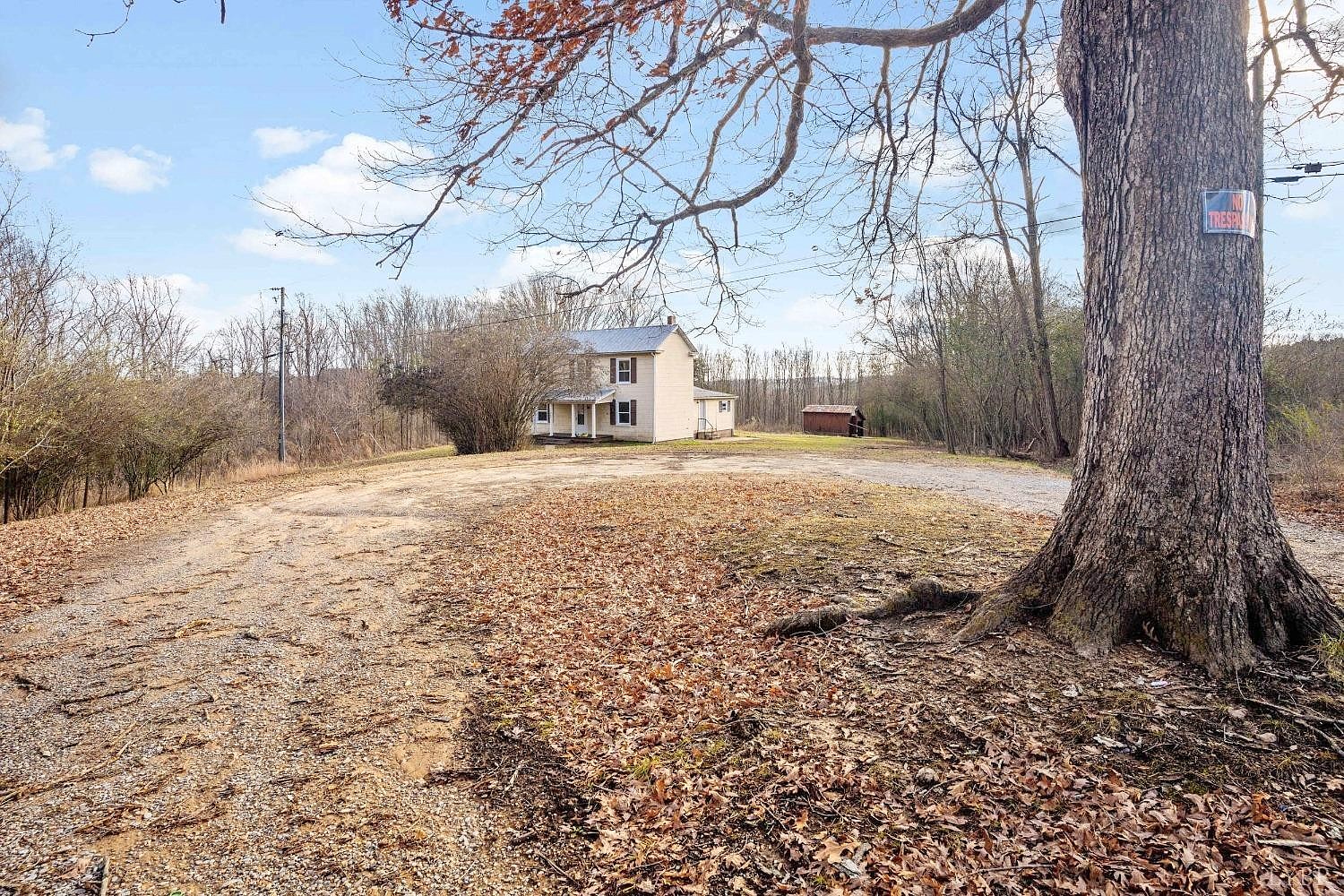 104 CLAYTOR DR