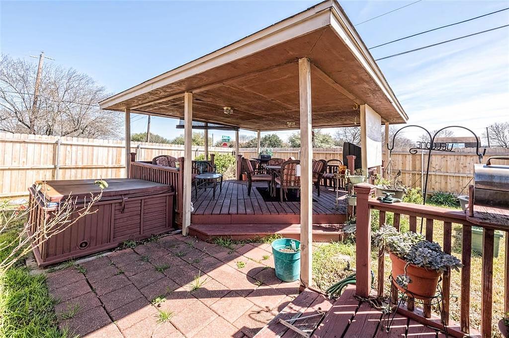 280 CROSS COUNTRY DR