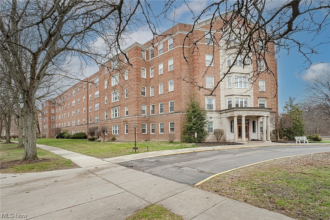 13800 Fairhill Rd Unit 505