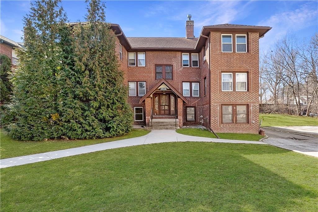 3940 UNIVERSITY AVE Unit 1  