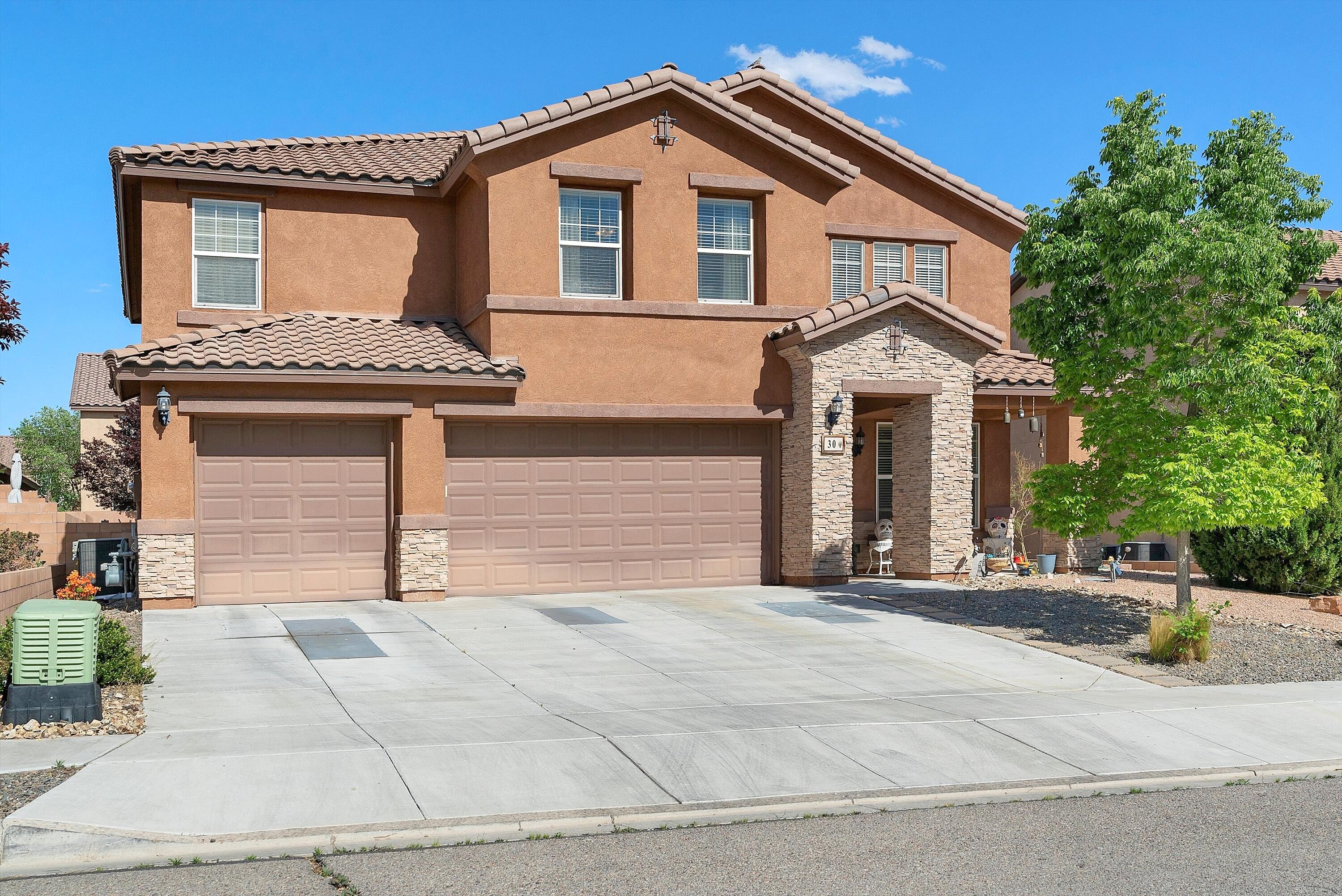 30 MONTE VISTA DR NE  