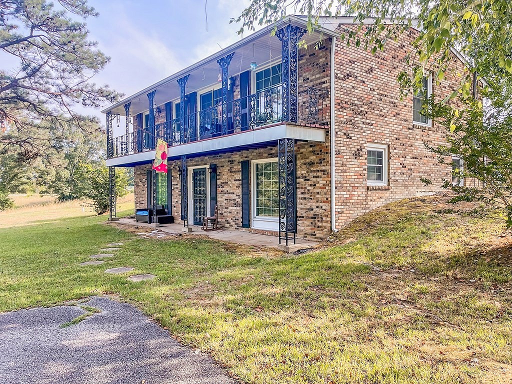 4245 Highway 641 North  