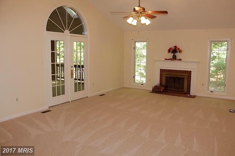 12208 Knightsbridge Dr