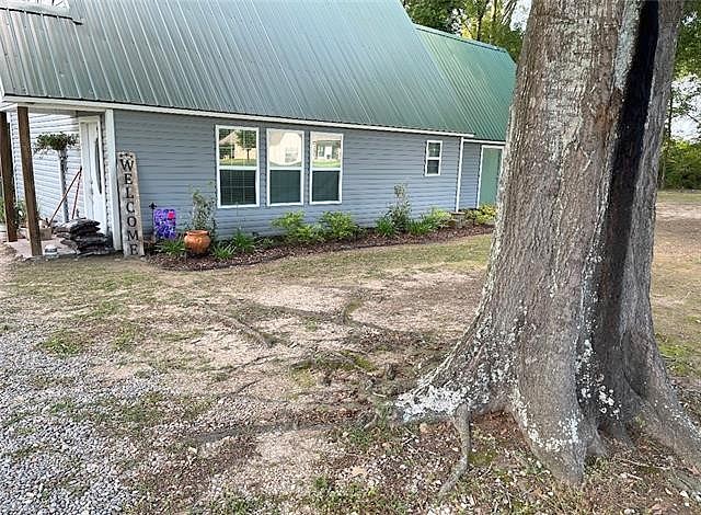 427 HIGHWAY 1191 None