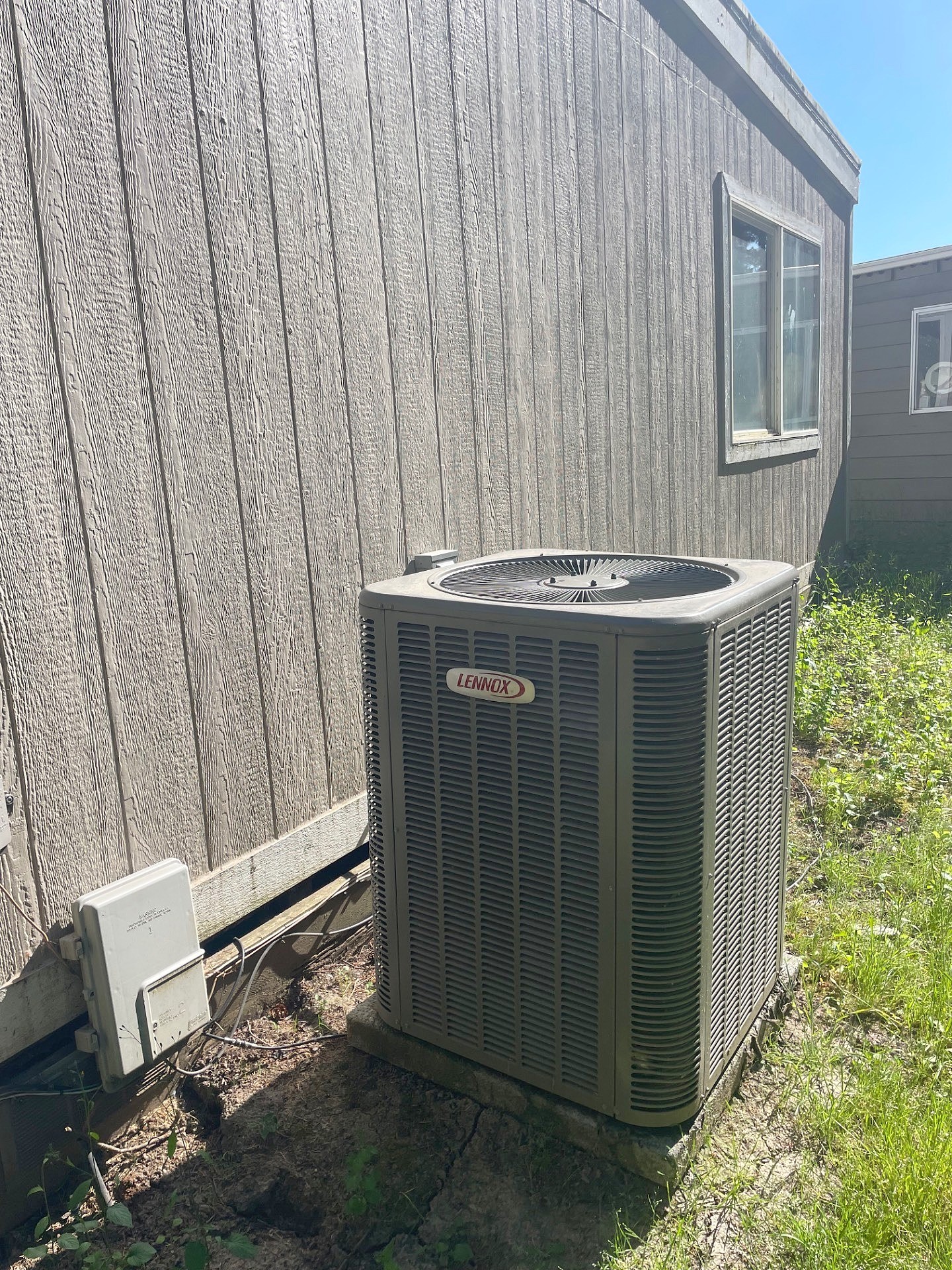 405 SW Liberty Bell Dr