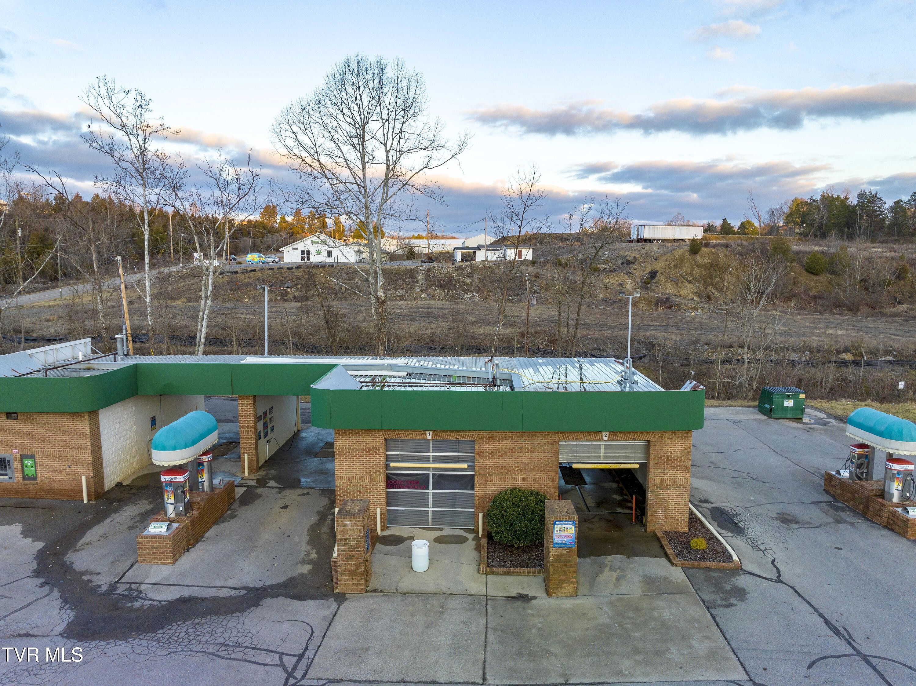 2721 N John B Dennis Hwy  