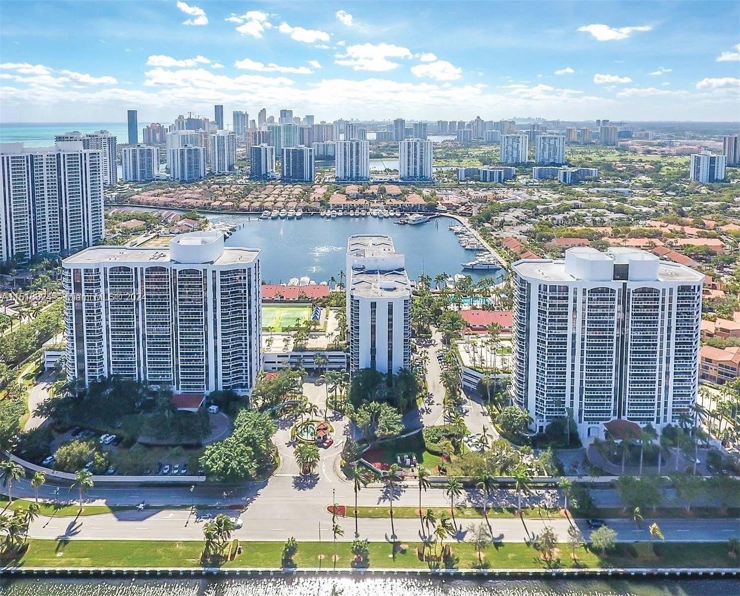 3640 Yacht Club Dr Unit 706  