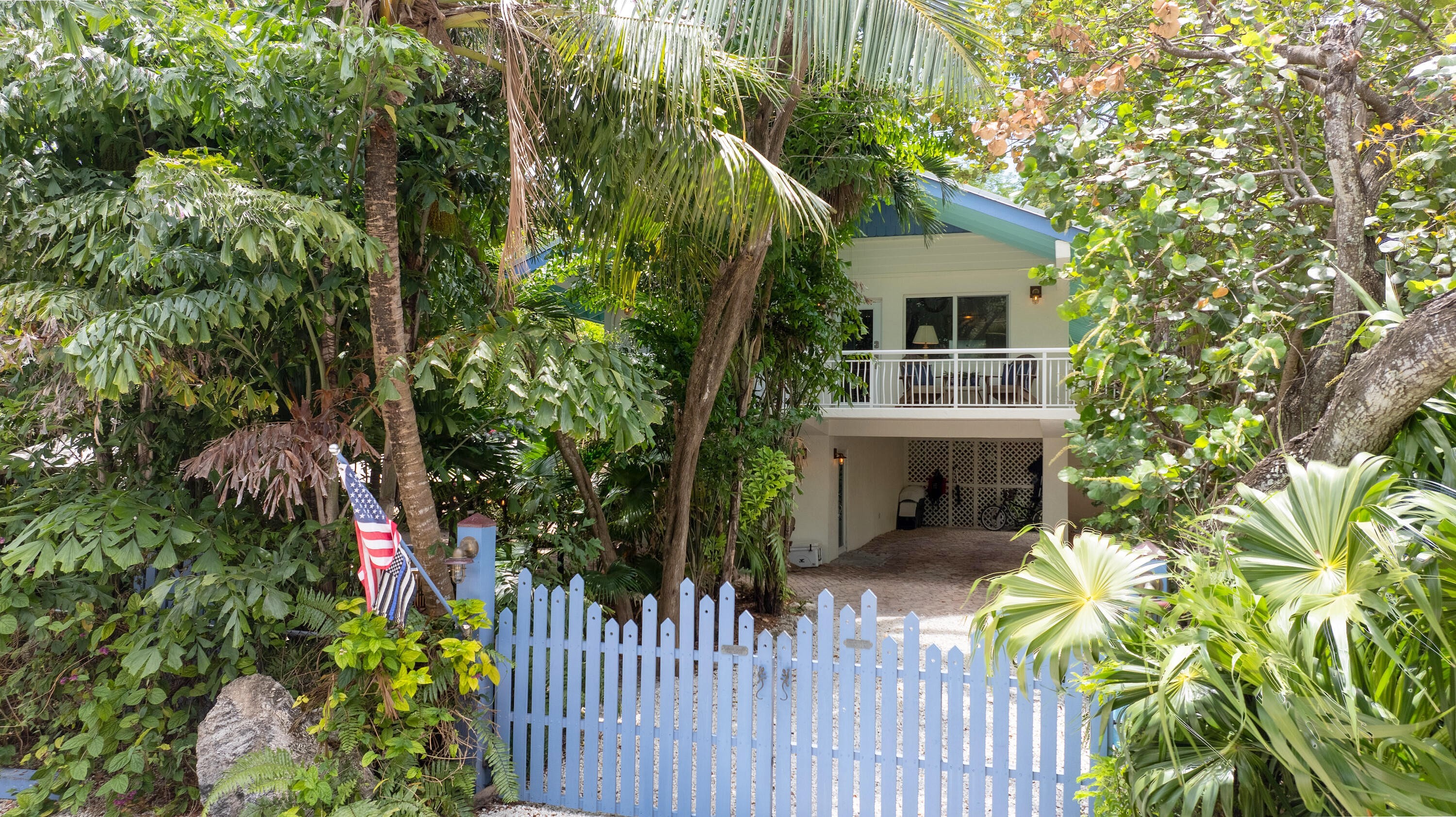 142 FONTAINE DR  