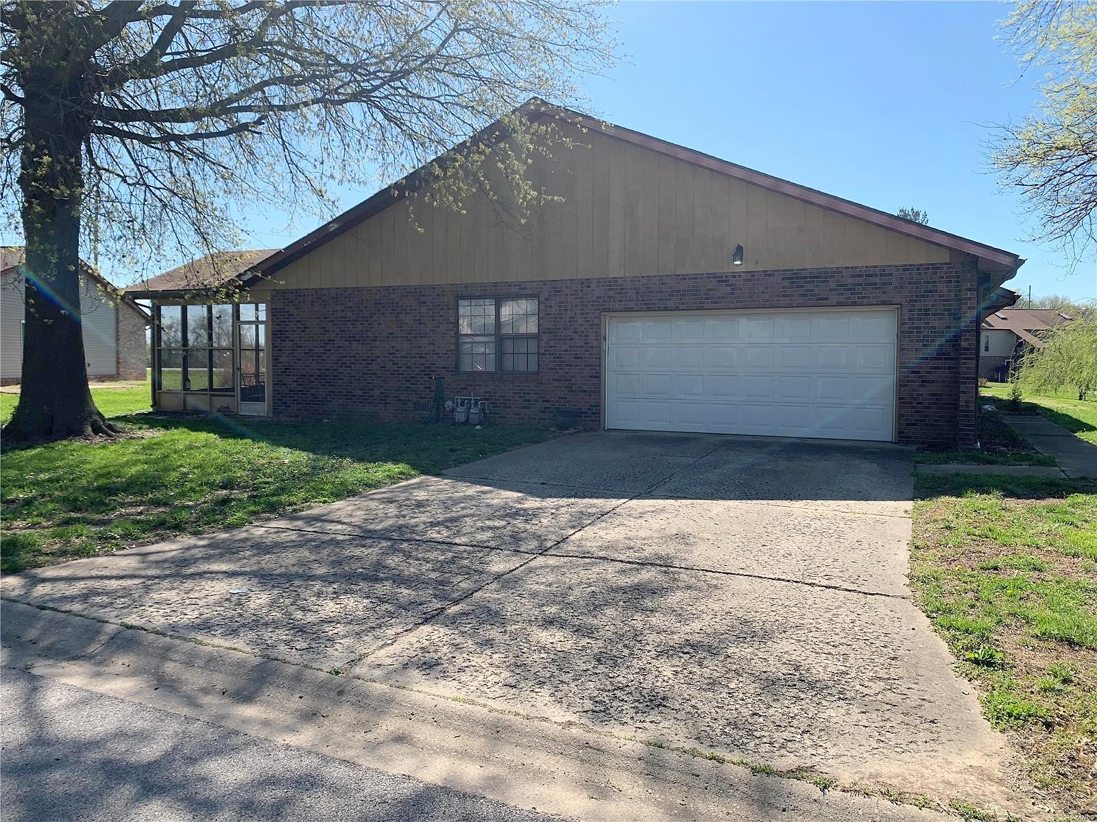 400 University Dr  