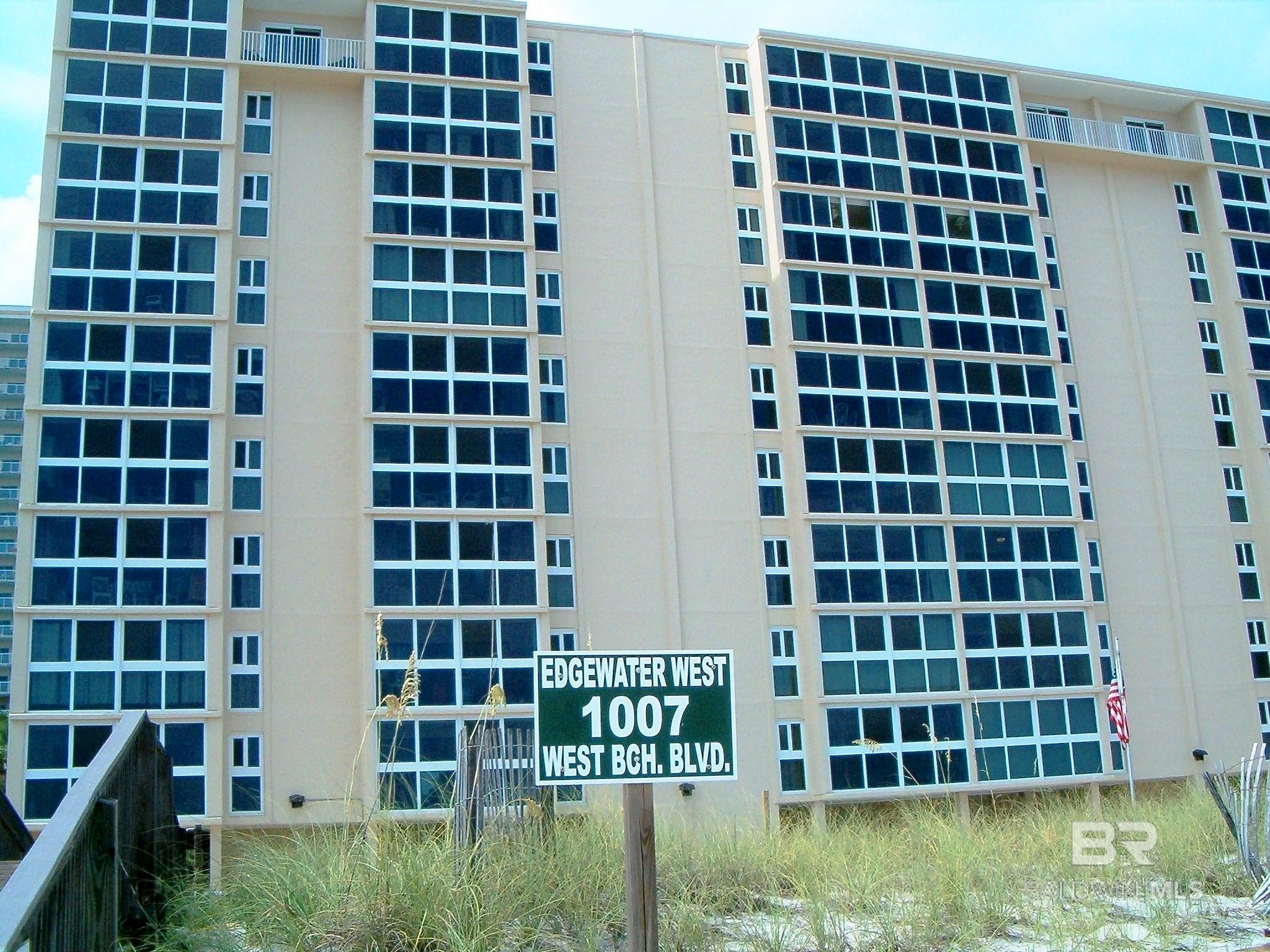 1007 W BEACH BLVD Unit 31  