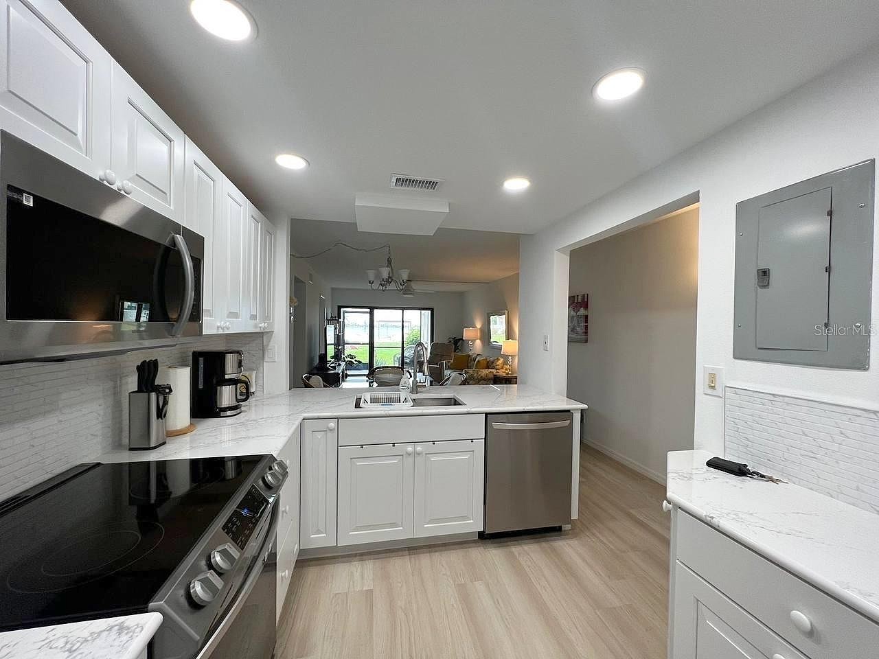 6145 Sun Blvd Unit 103  